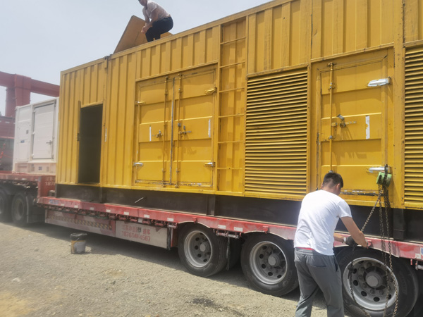 行唐发电机出租100KW发电机需要什么规格的电缆线?