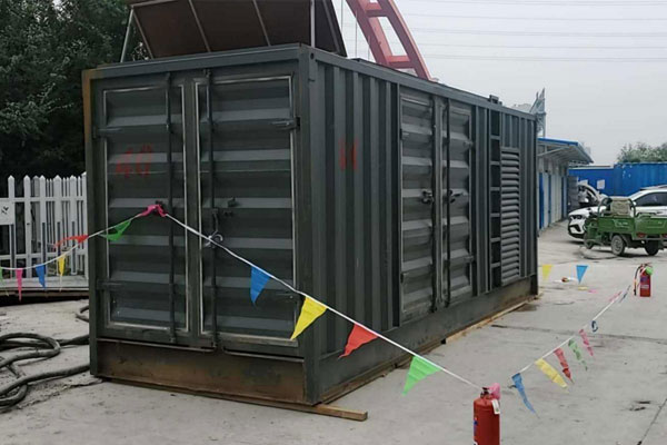 行唐发电机租赁空气滤清器多久更换一次?